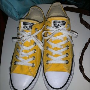 Yellow Converse All Star low top